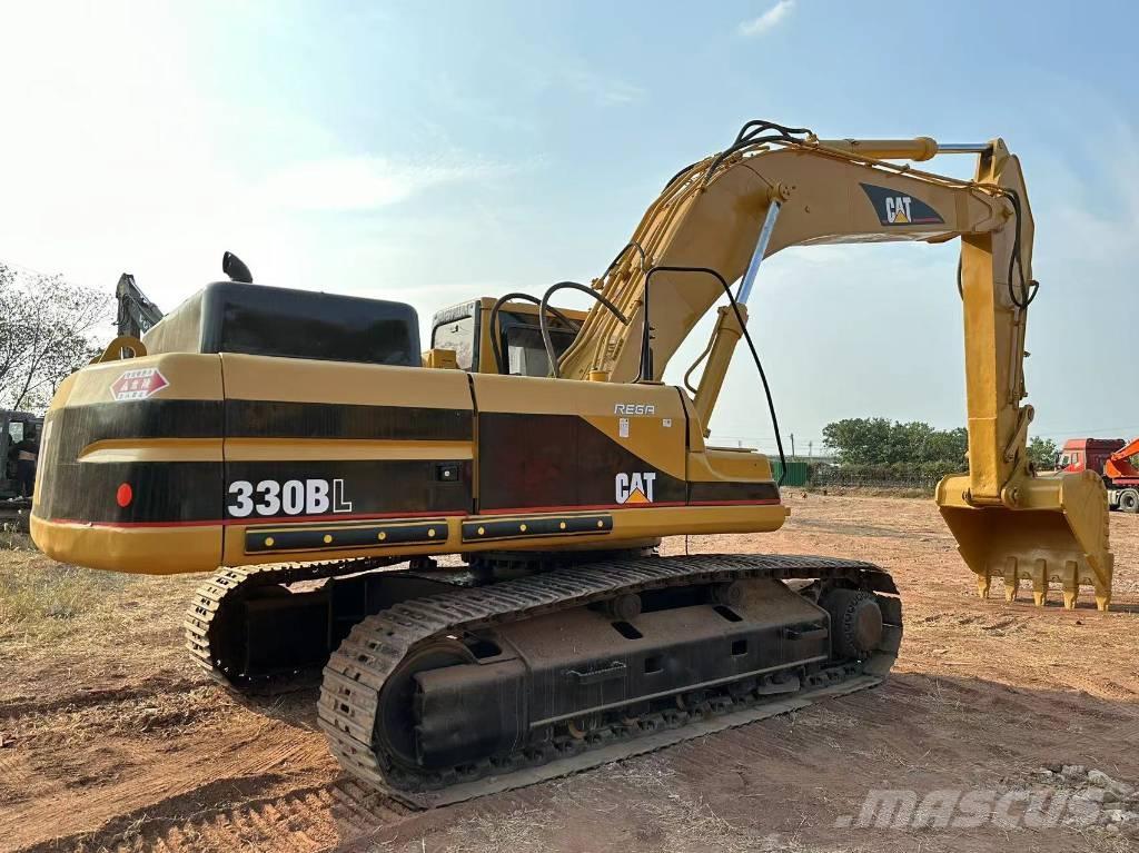 CAT 330 B Rupsgraafmachines