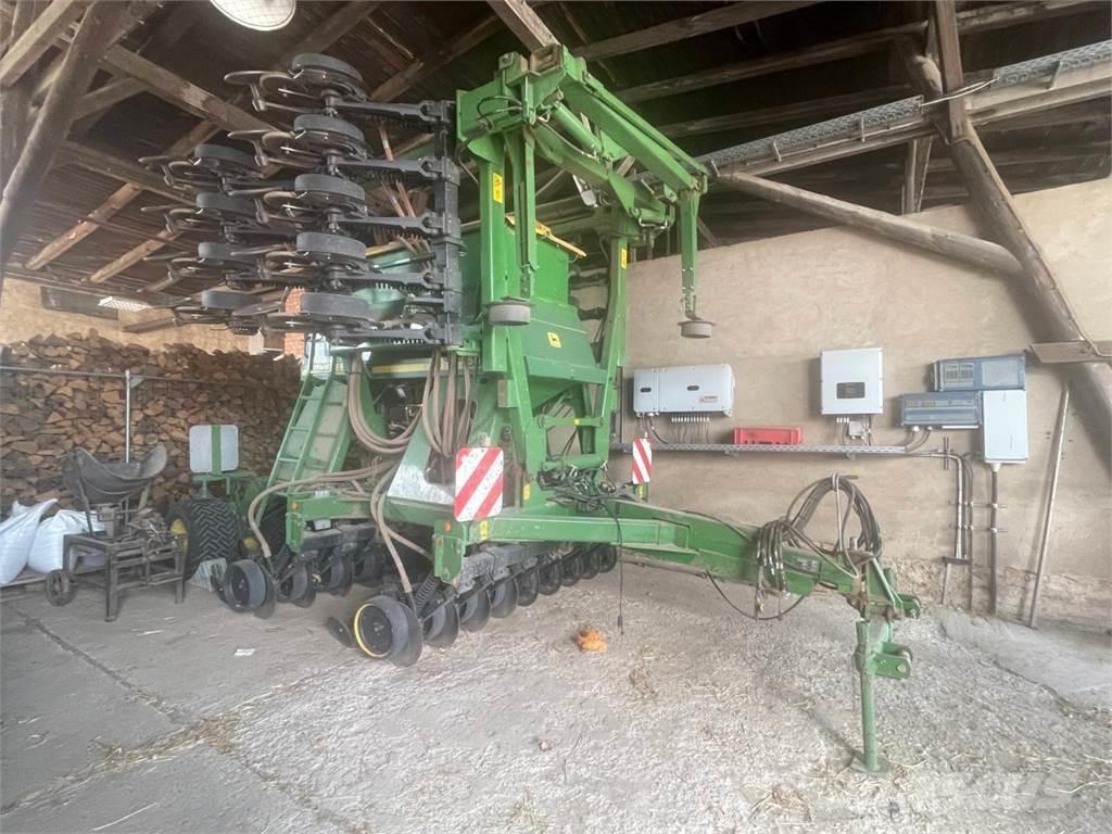 John Deere 750 A Zaaimachines