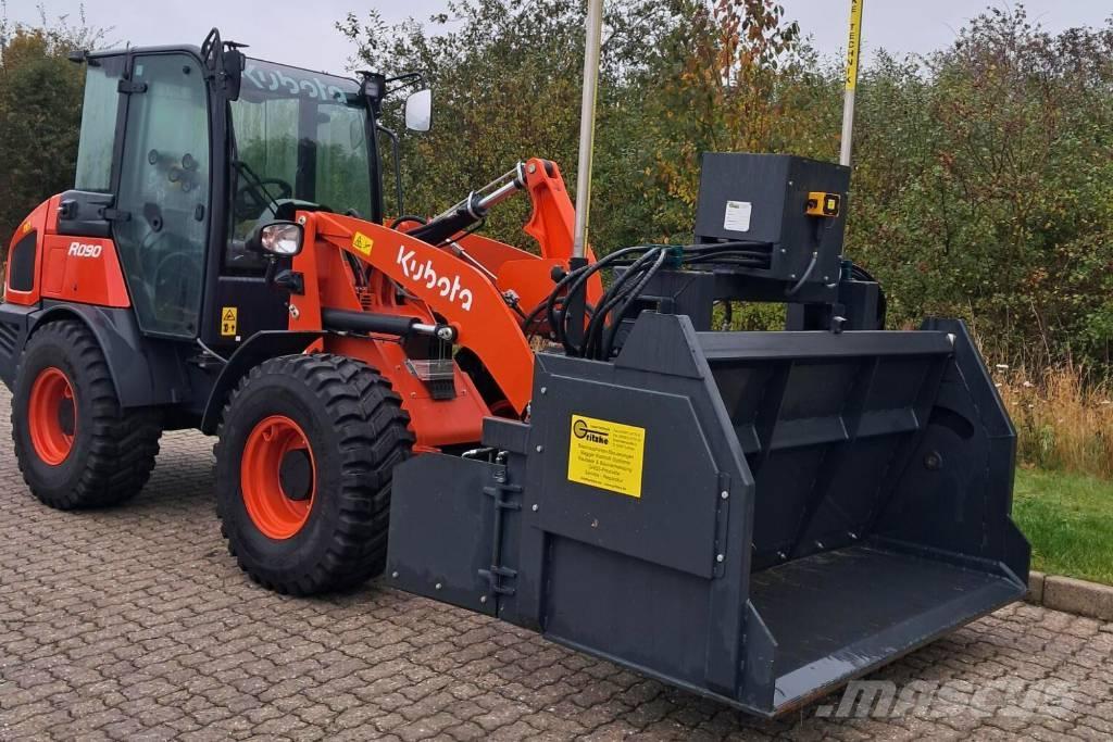 Kubota R 090 Wielladers