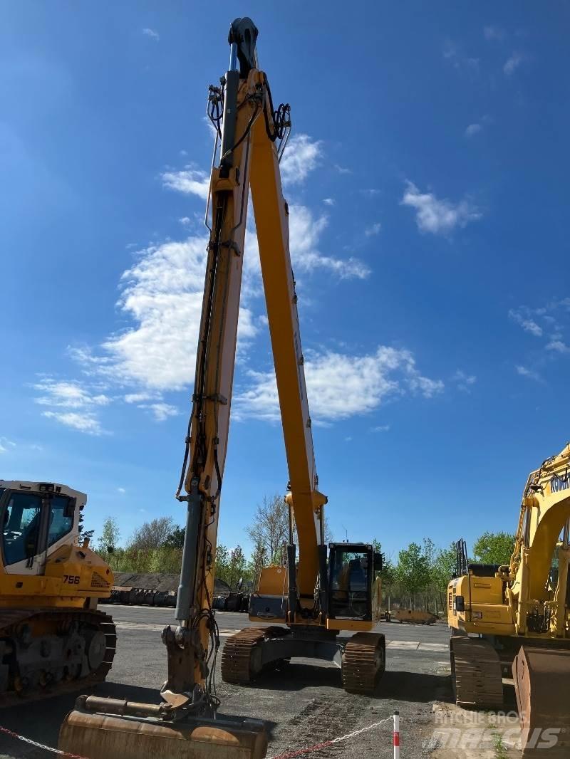 Liebherr R936 Rupsgraafmachines