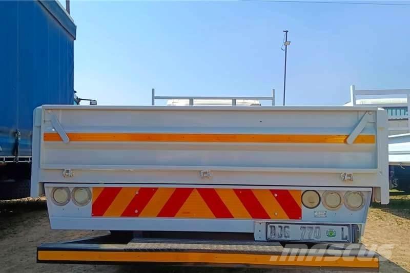 Isuzu NPR400 Anders