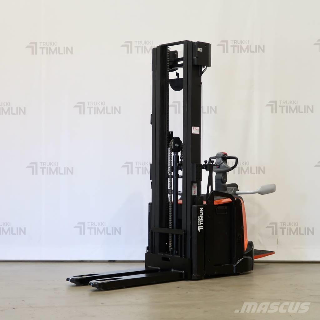 Toyota SPE160L Zelfrijdende stapelaars