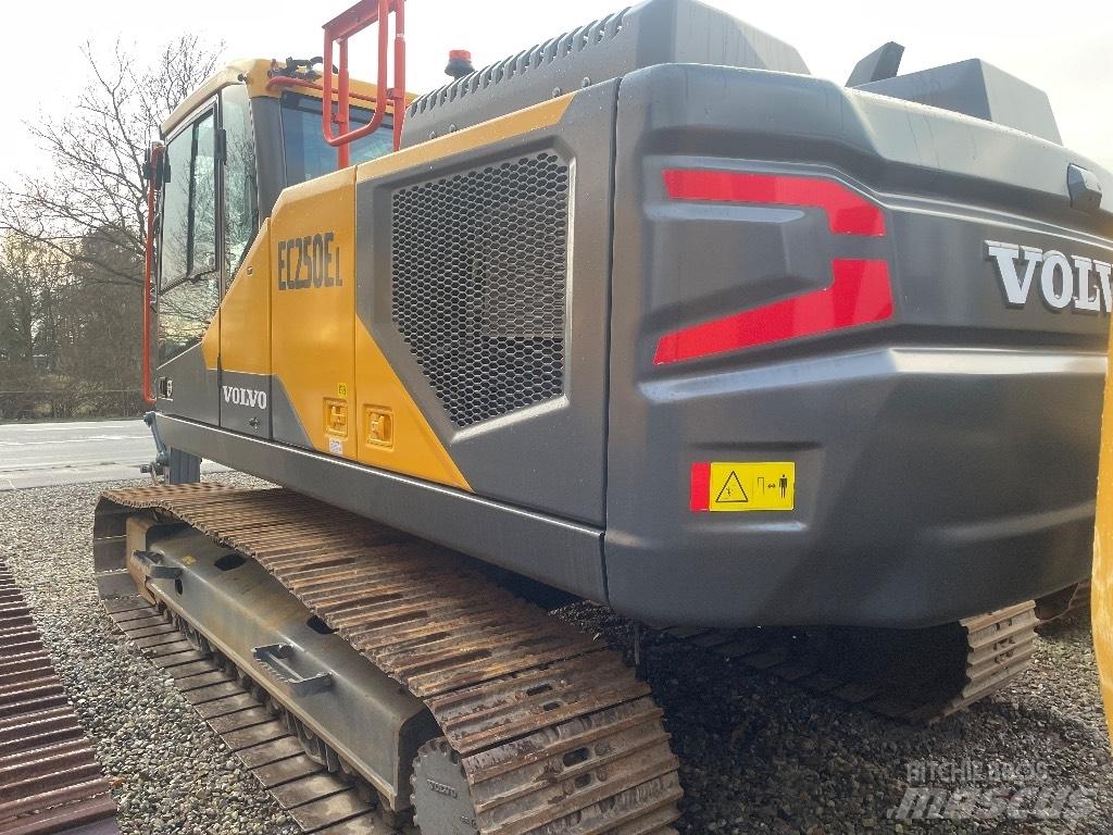 Volvo EC250EL Rupsgraafmachines