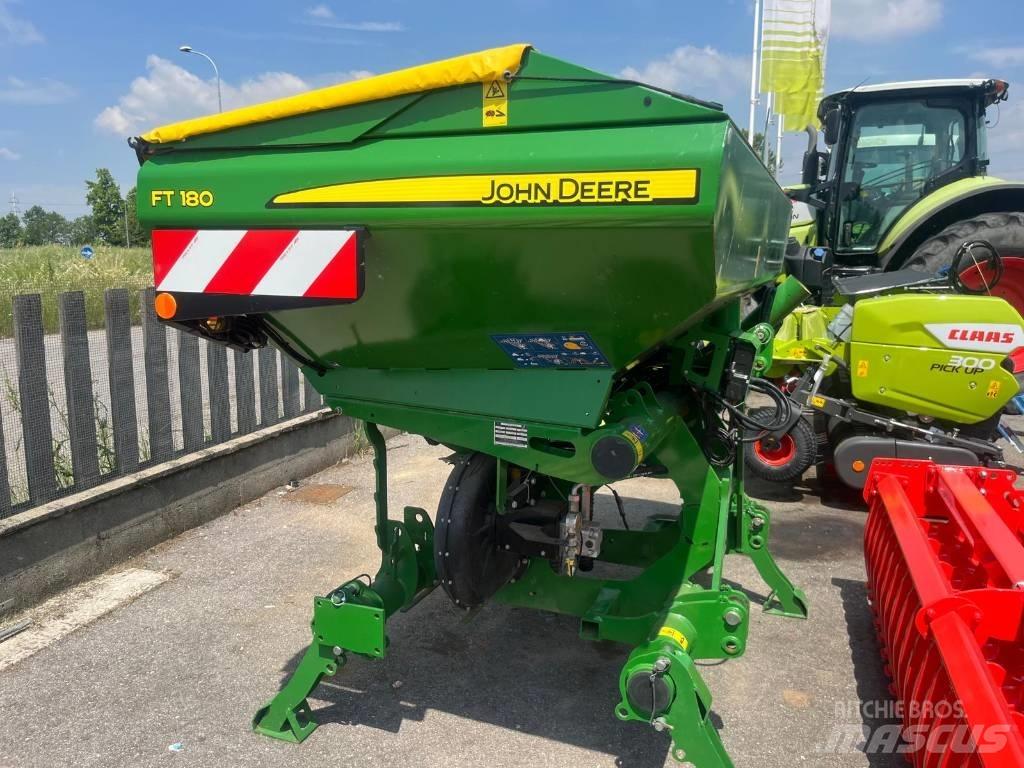 John Deere FT 180 Kunstmeststrooiers