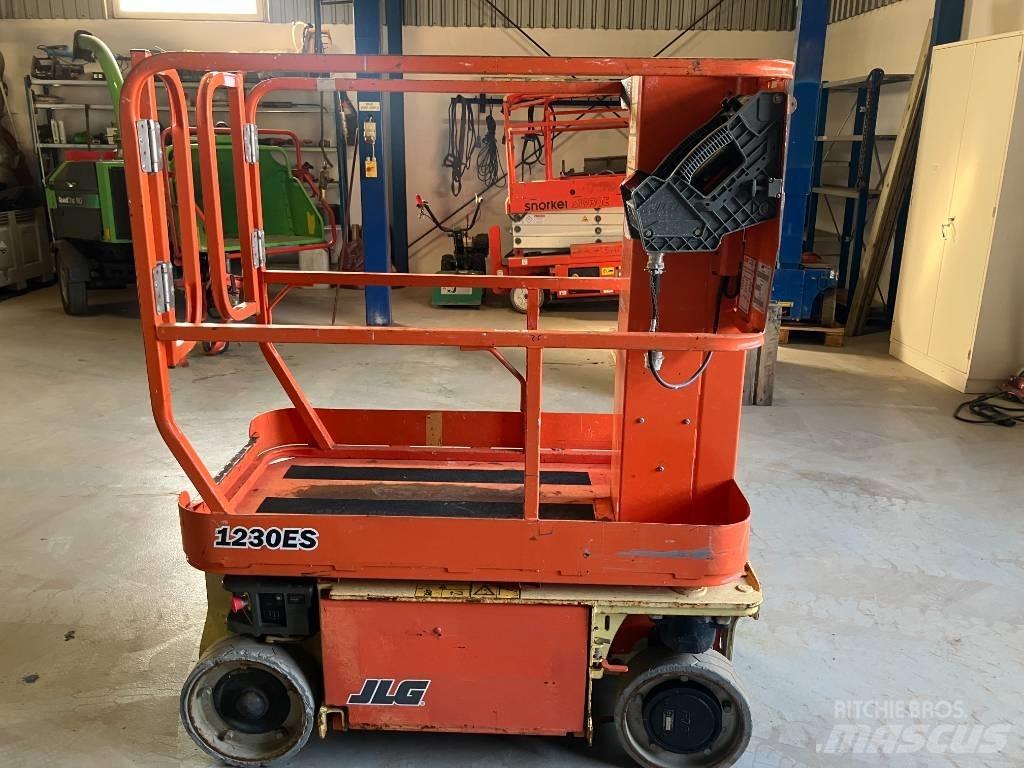 JLG 1230 ES Personenliften en invalideliften