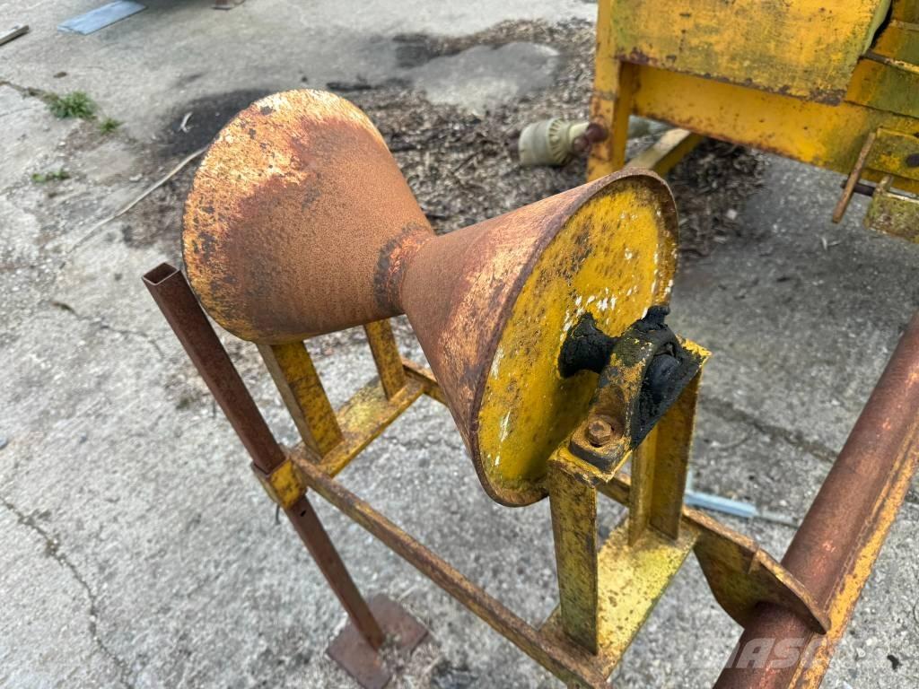  Cundy Peeler Houtversnipperaars