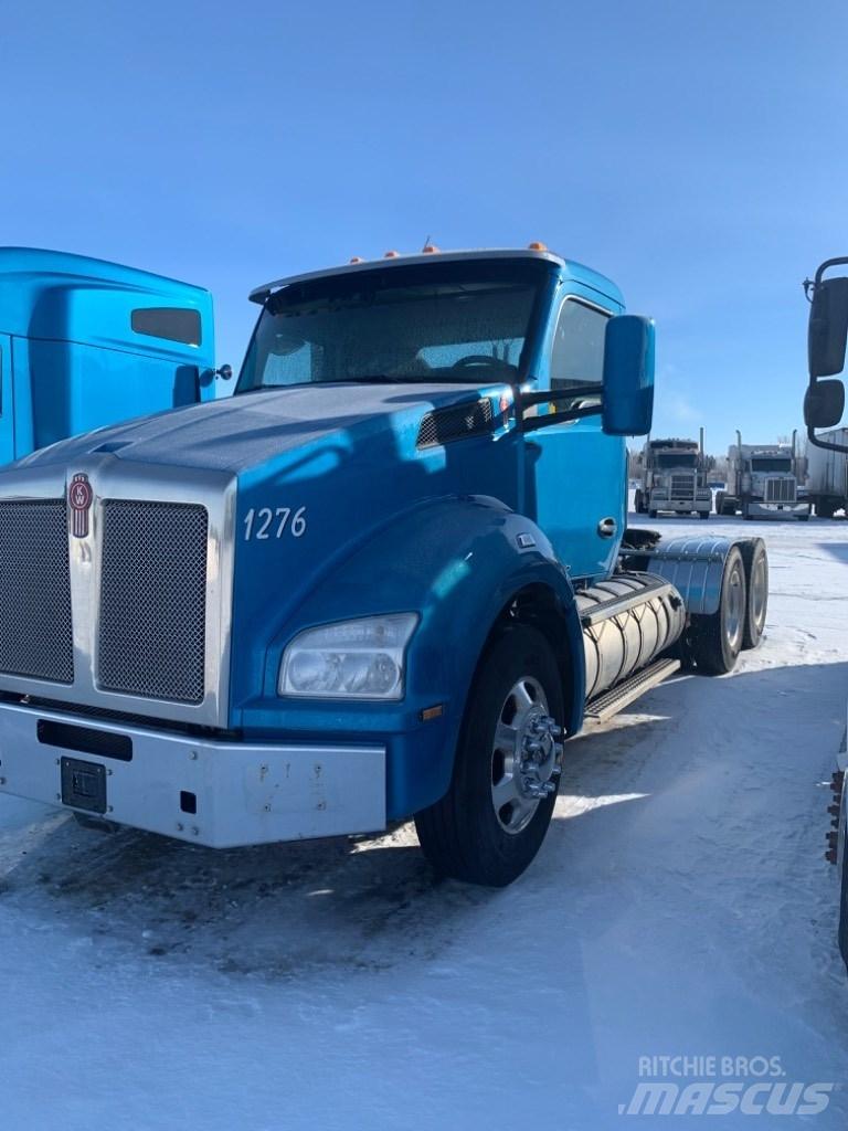 Kenworth T-880 Trekkers