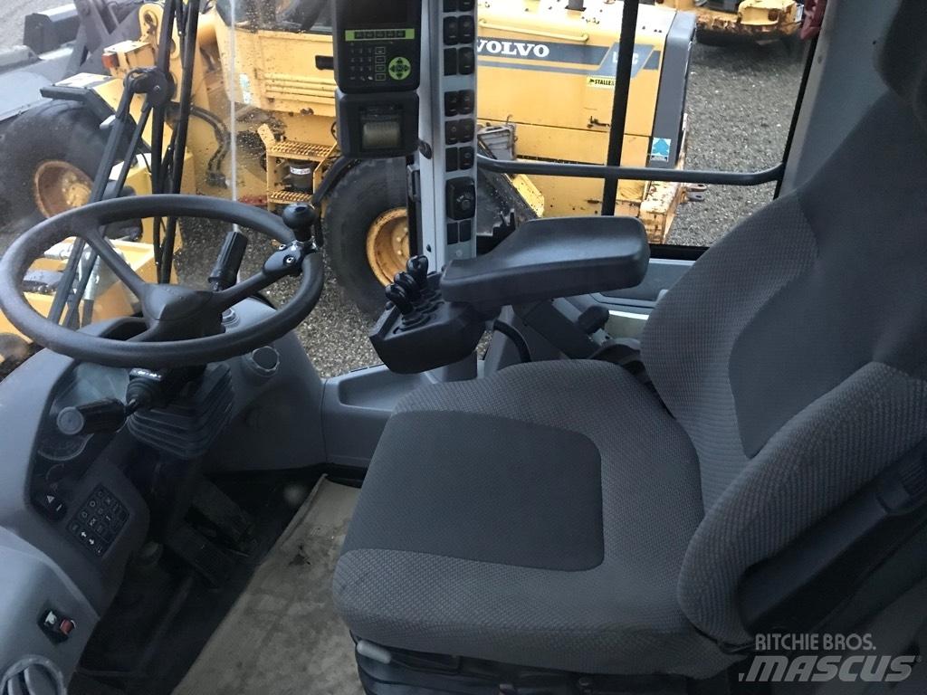 Volvo L120H Wielladers