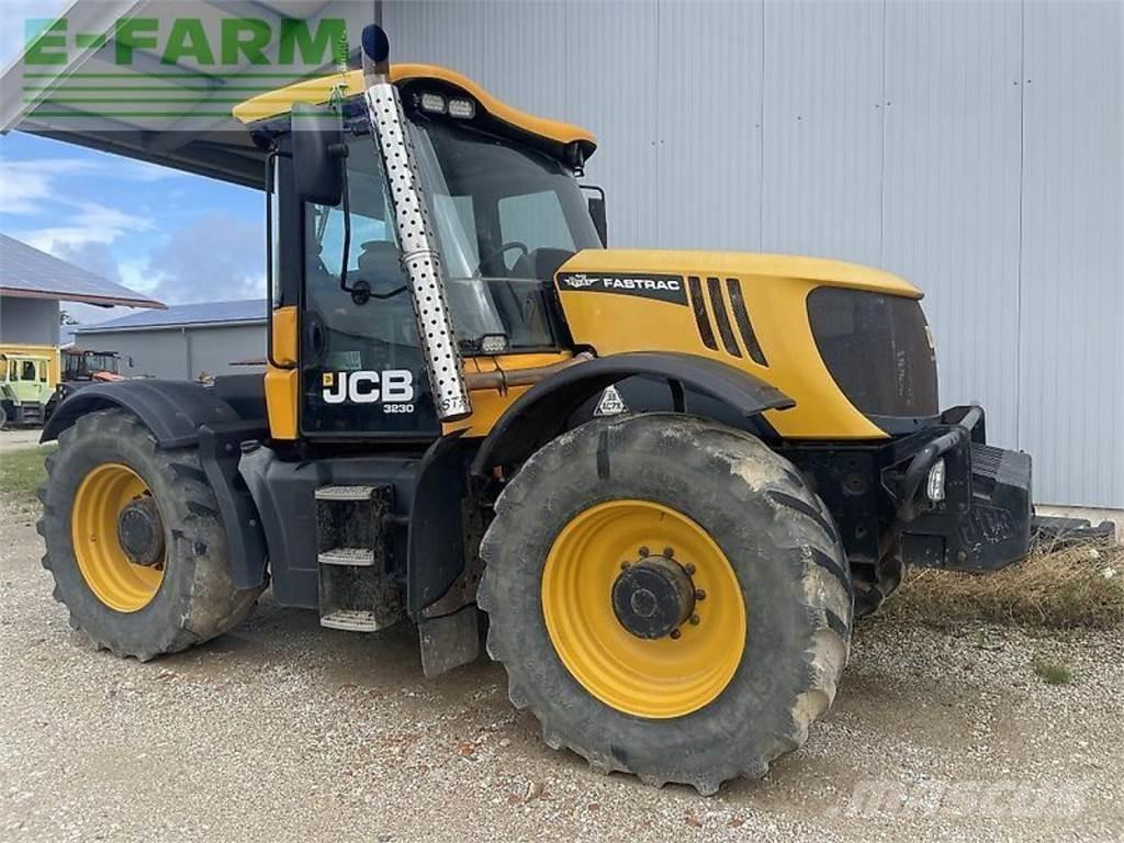 JCB fastrac 3230 Tractoren