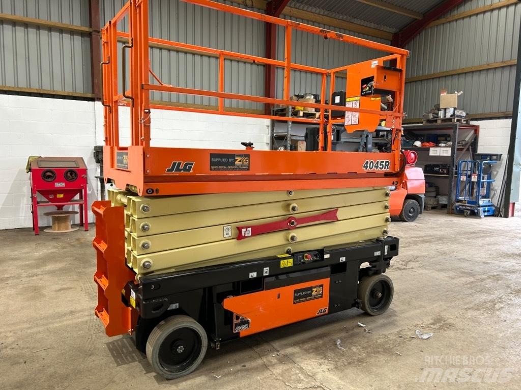 JLG 4045R Schaarhoogwerkers