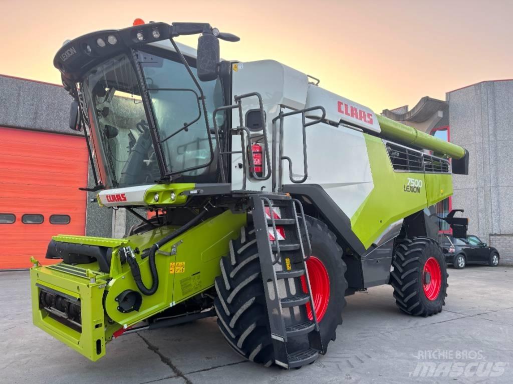 CLAAS Lexion 7500 Maaidorsmachines