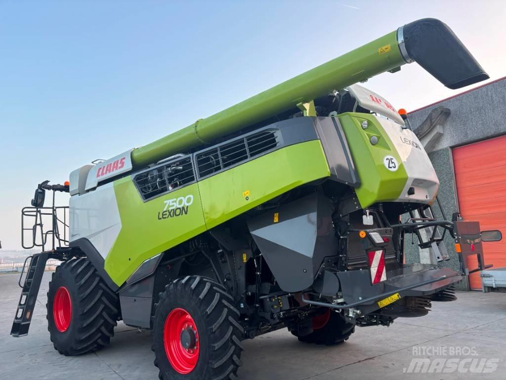 CLAAS Lexion 7500 Maaidorsmachines