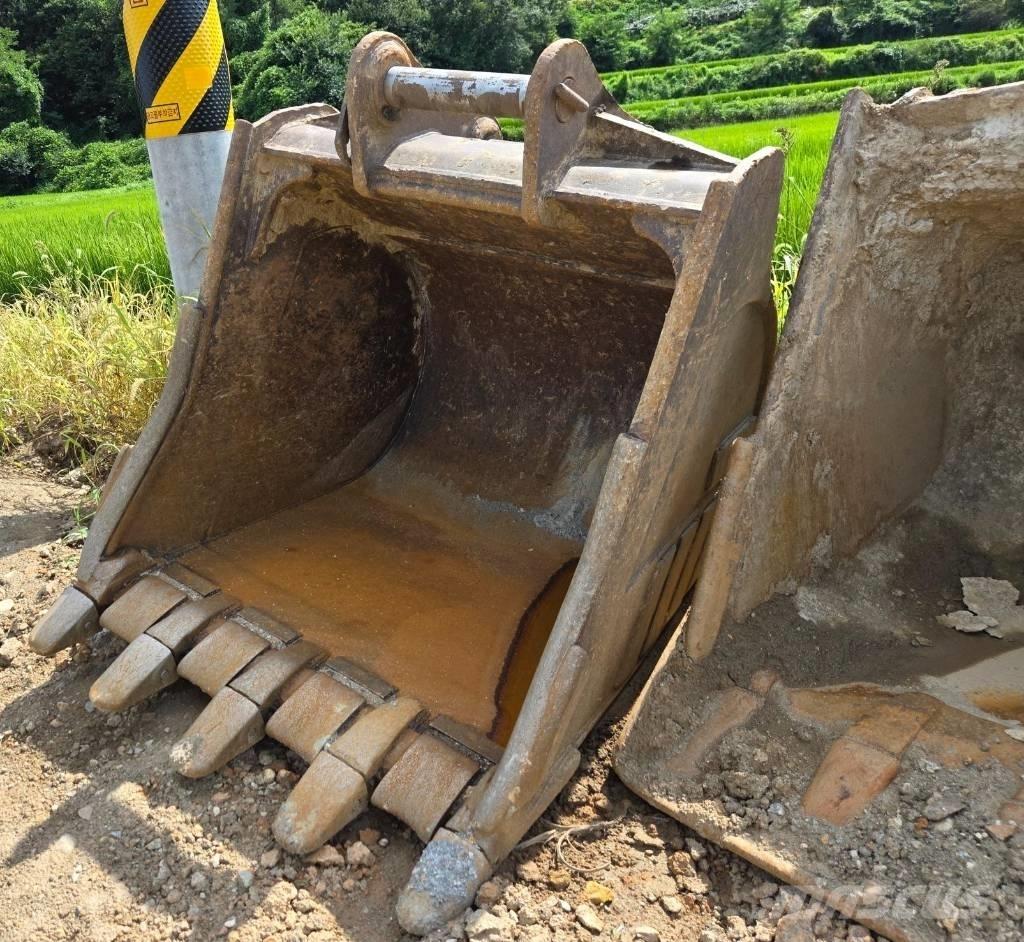 CAT 330 Rupsgraafmachines