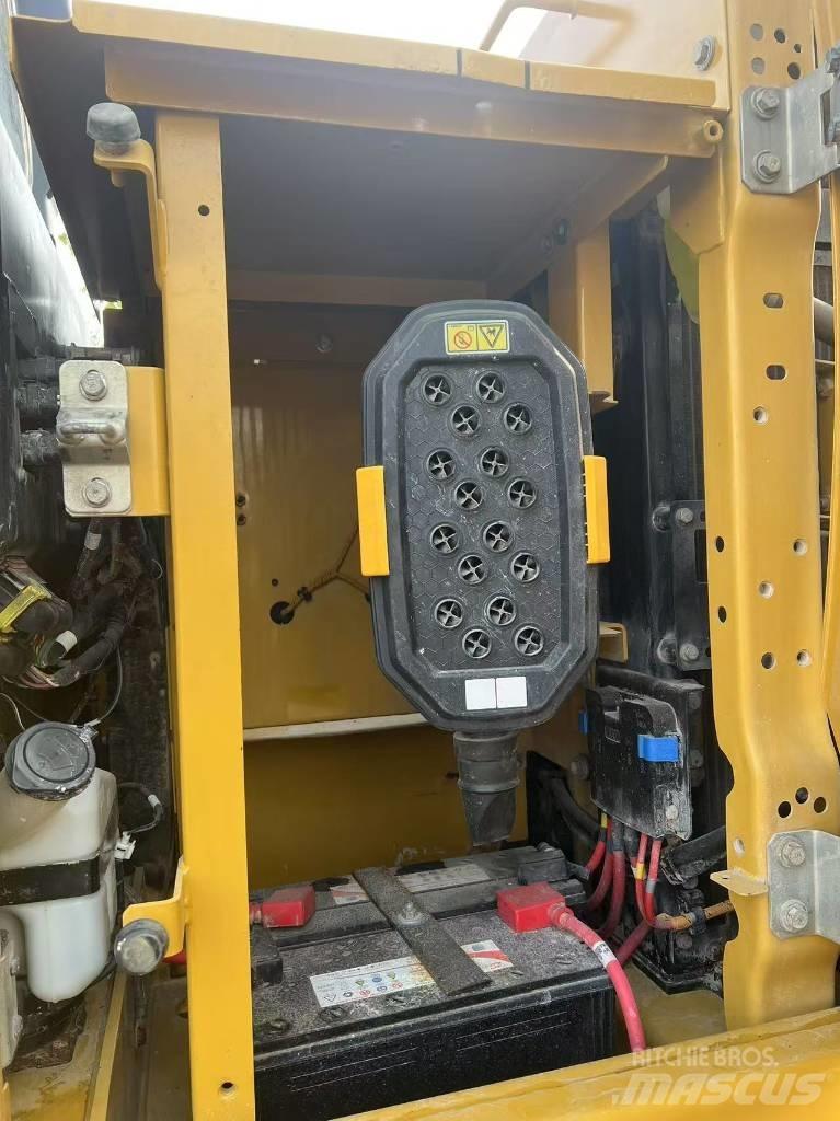 CAT 320 GC Rupsgraafmachines