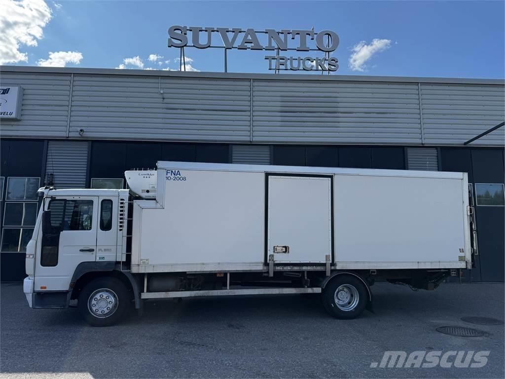 Volvo FL220 Bakwagens met gesloten opbouw