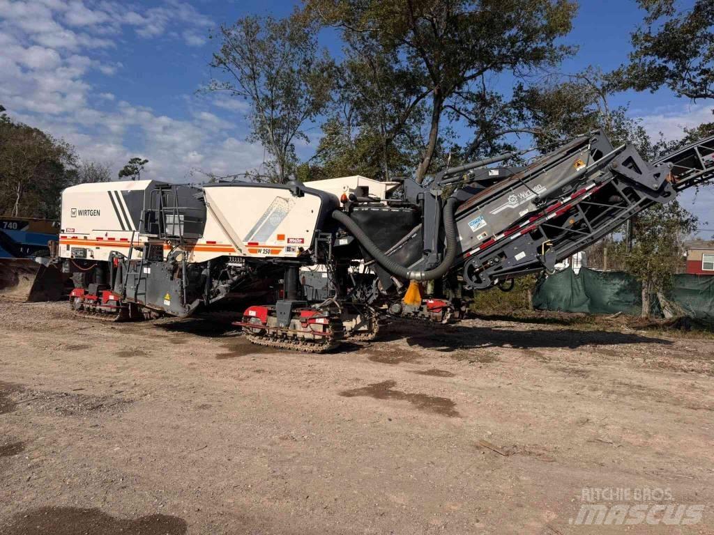 Wirtgen W250 Asfaltfrezen