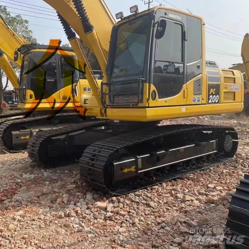 Komatsu PC 200 Rupsgraafmachines