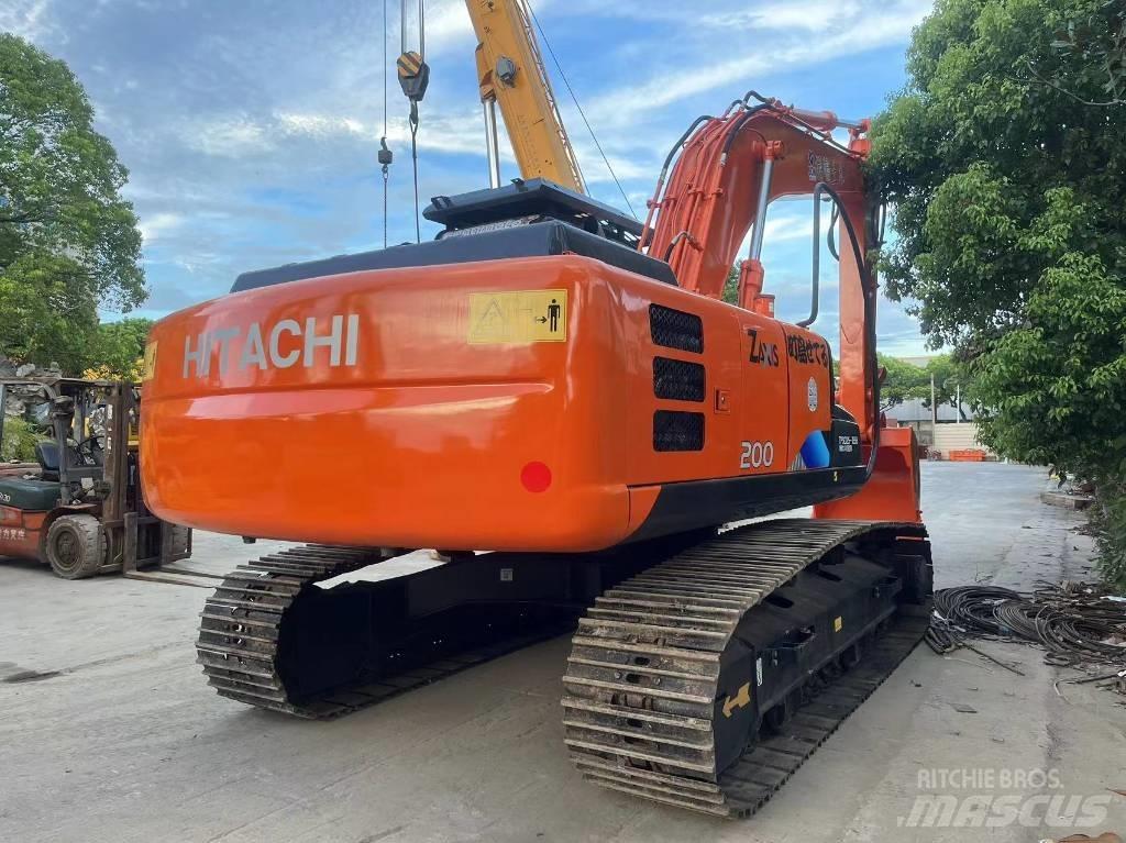 Hitachi ZX 200 Rupsgraafmachines