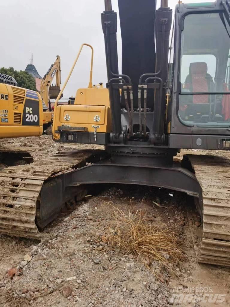 Volvo EC 210 DL Rupsgraafmachines
