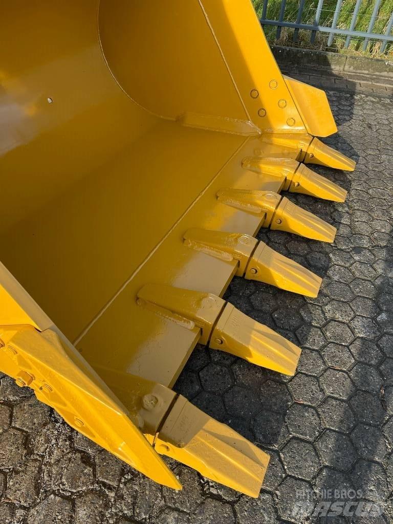 CAT 374 lre Bucket Bakken