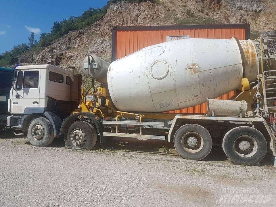 MAN T45 P X N 1 L Betonmolens