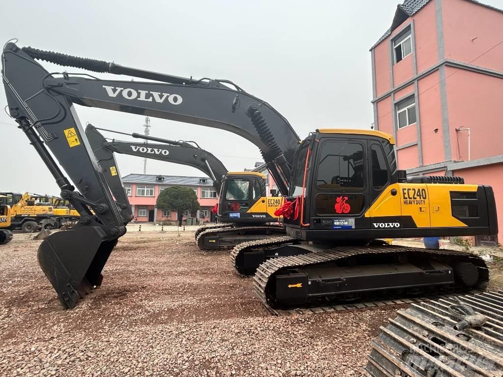 Volvo EC 240 Rupsgraafmachines