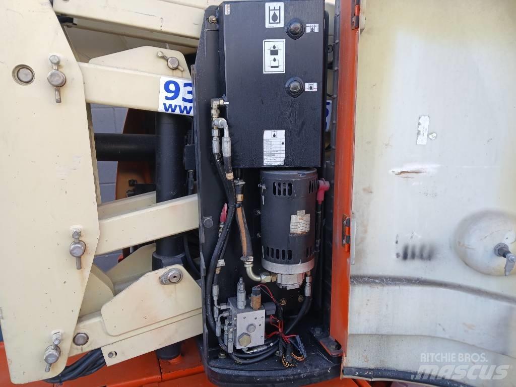 JLG E300AJP Knikarmhoogwerkers