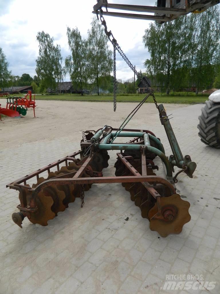 Kverneland 300 Schijveneggen