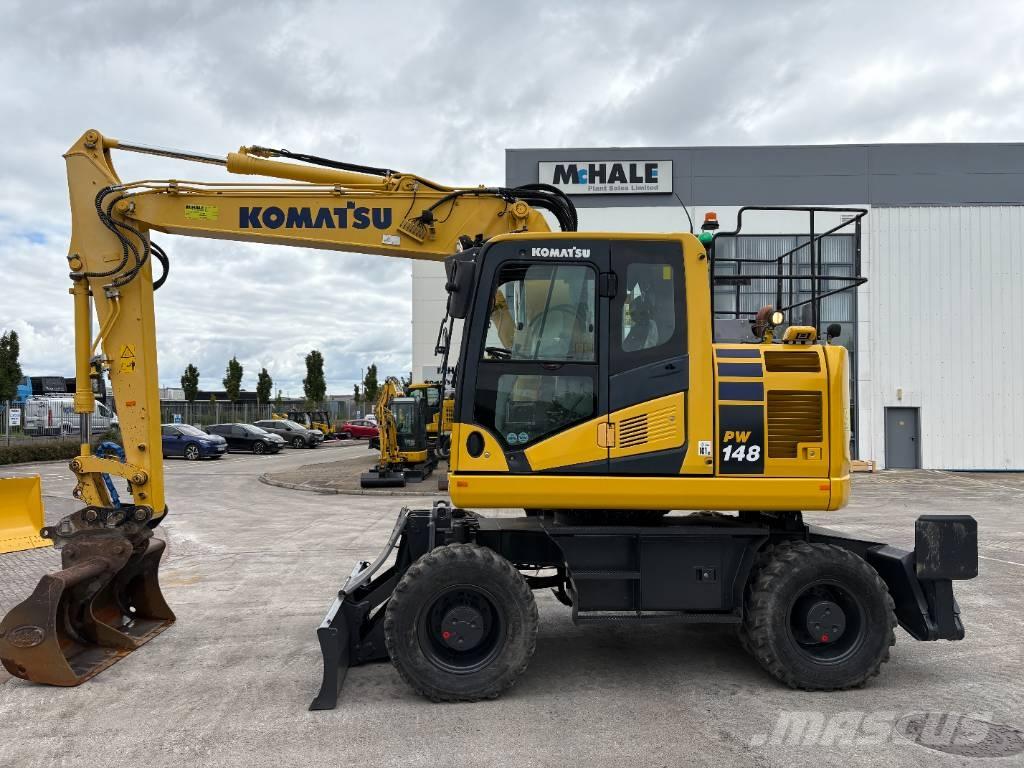 Komatsu PW148-11 Wielgraafmachines