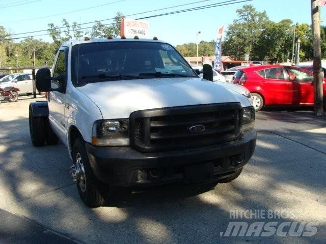 Ford F350 Chassis met cabine