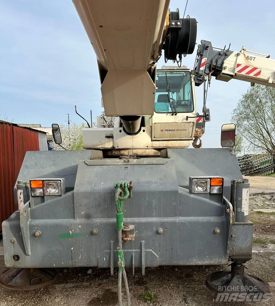 Terex A 600 Ruwterrein kranen