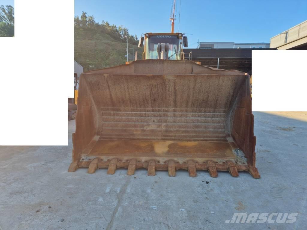 Volvo L 180 E Wielladers