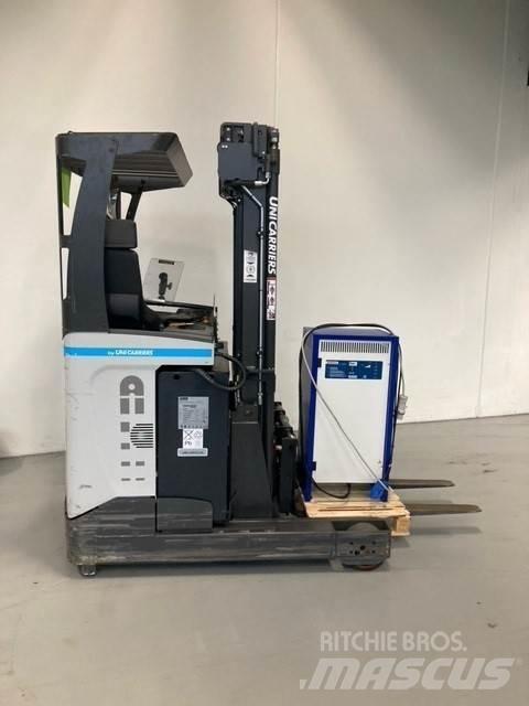 Atlet UMS160 Reachtruck voor hoog niveau