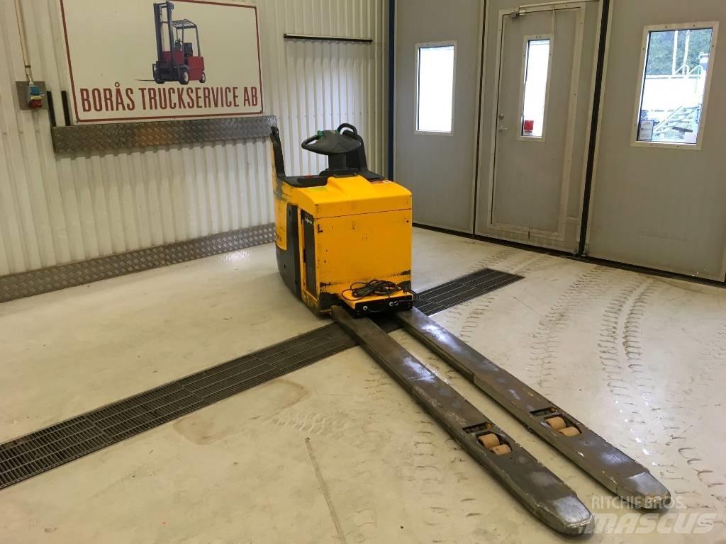 Jungheinrich ERE 225 Meerij pallettruck met platform