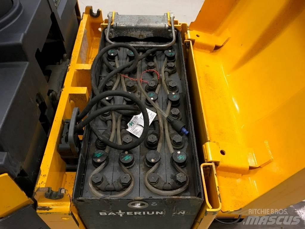 Jungheinrich ERE 225 Meerij pallettruck met platform