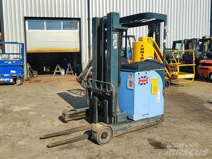 Linde R14 Reachtruck voor hoog niveau