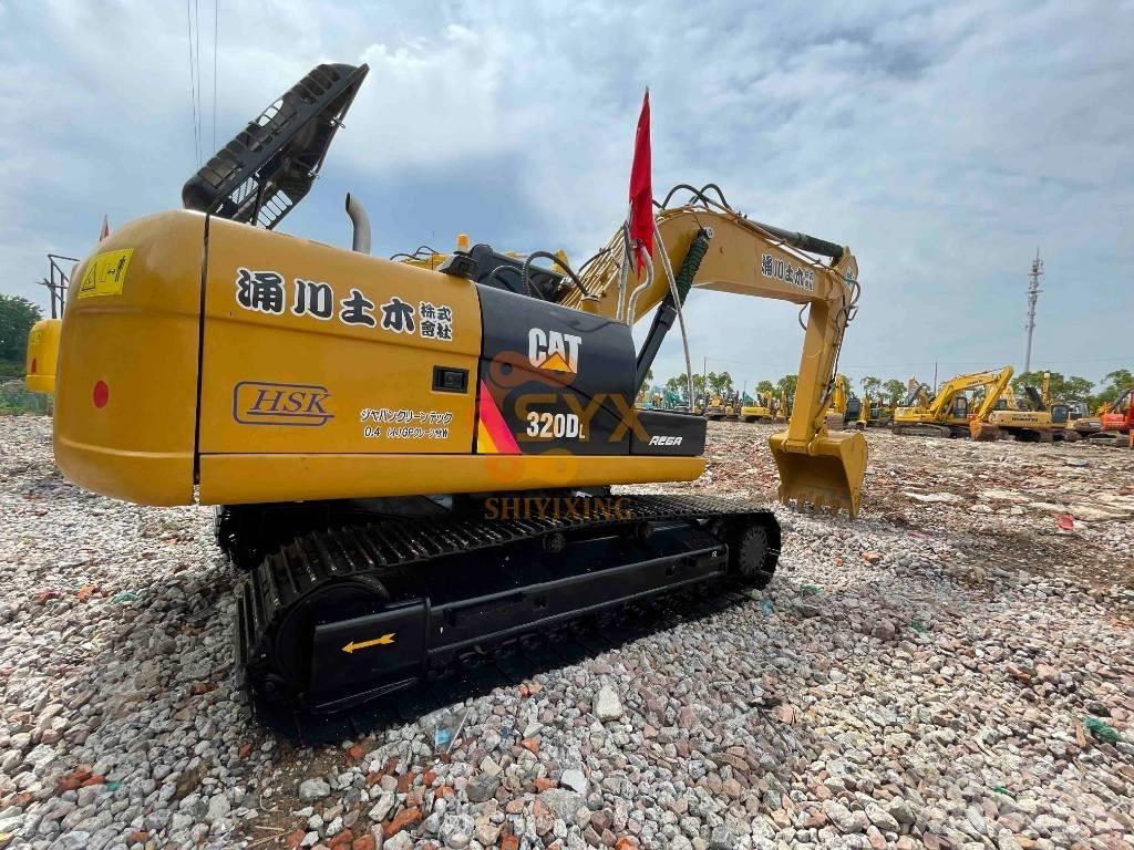 CAT 320 D Rupsgraafmachines
