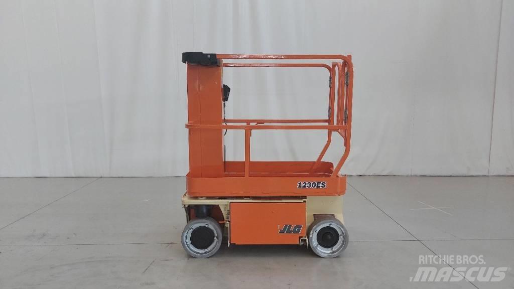 JLG 1230 ES Schaarhoogwerkers