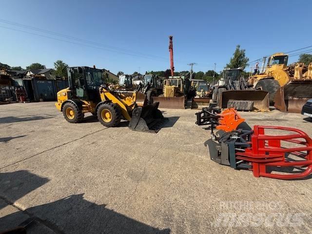 CAT 908 M - 40 Km/H Wielladers
