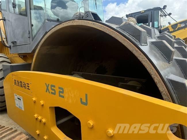 XCMG XS 223 J Trilrolwalsen