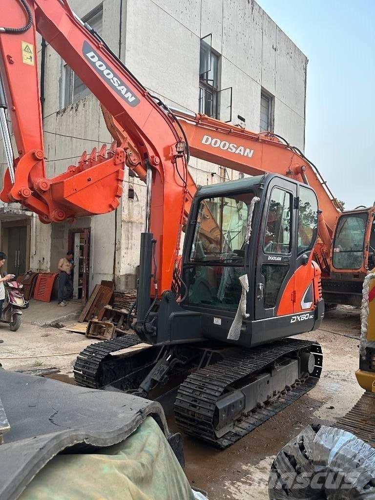 Doosan DX 60 Minigraafmachines < 7t