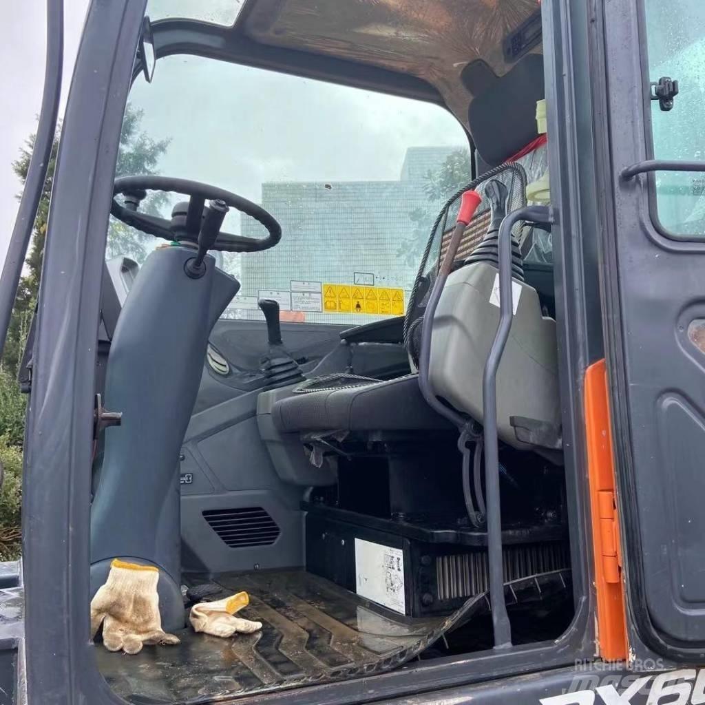 Doosan DX60W Wielgraafmachines