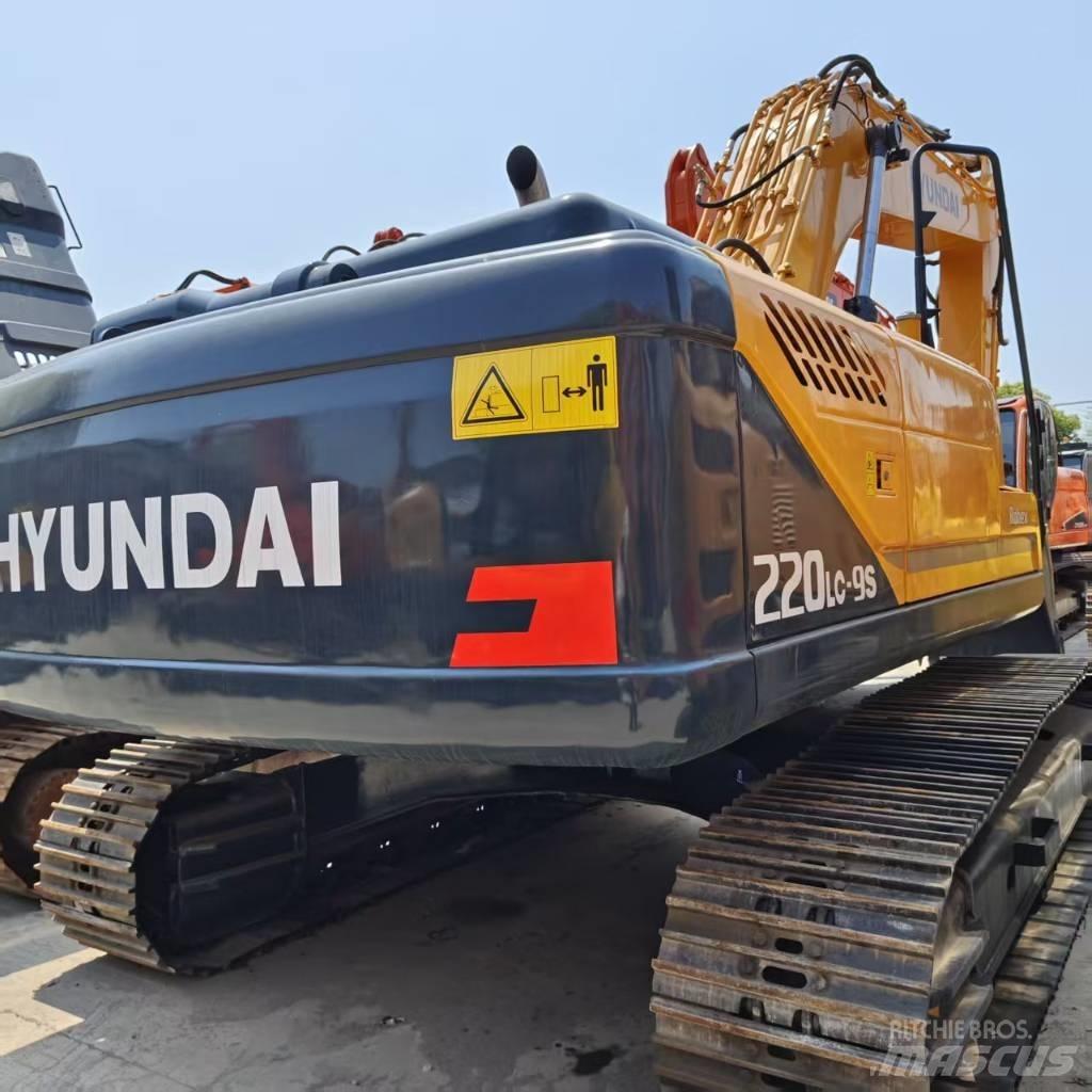 Hyundai 220lc-9s Rupsgraafmachines