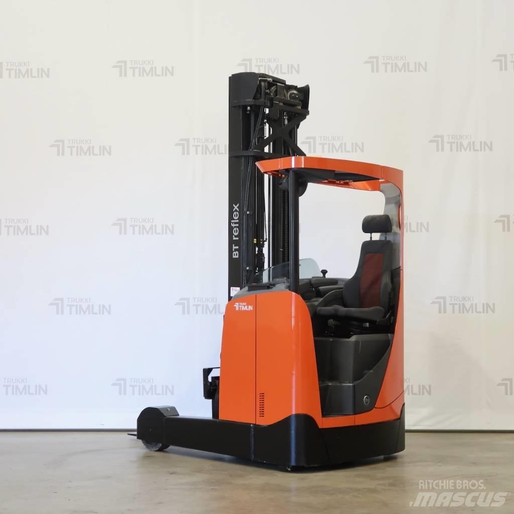 BT RRE200E Reachtruck voor hoog niveau
