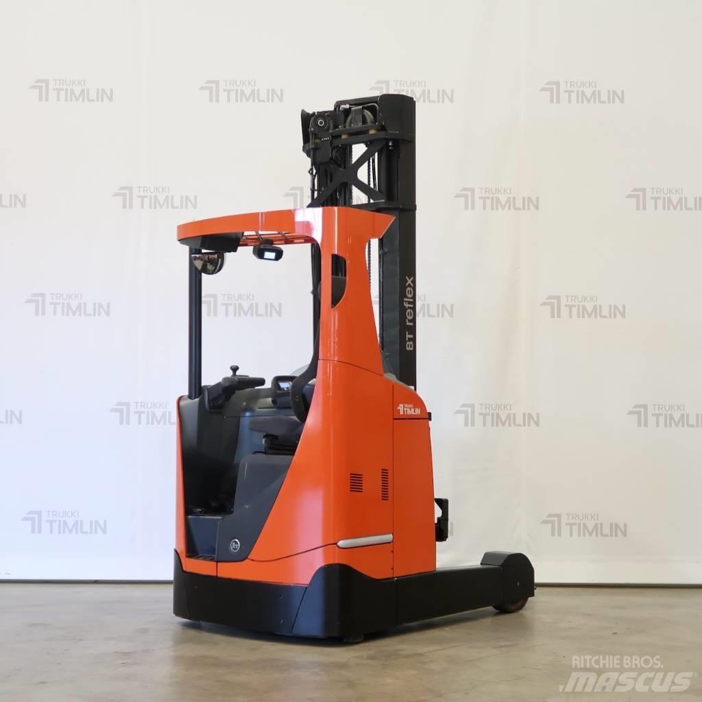 BT RRE200E Reachtruck voor hoog niveau