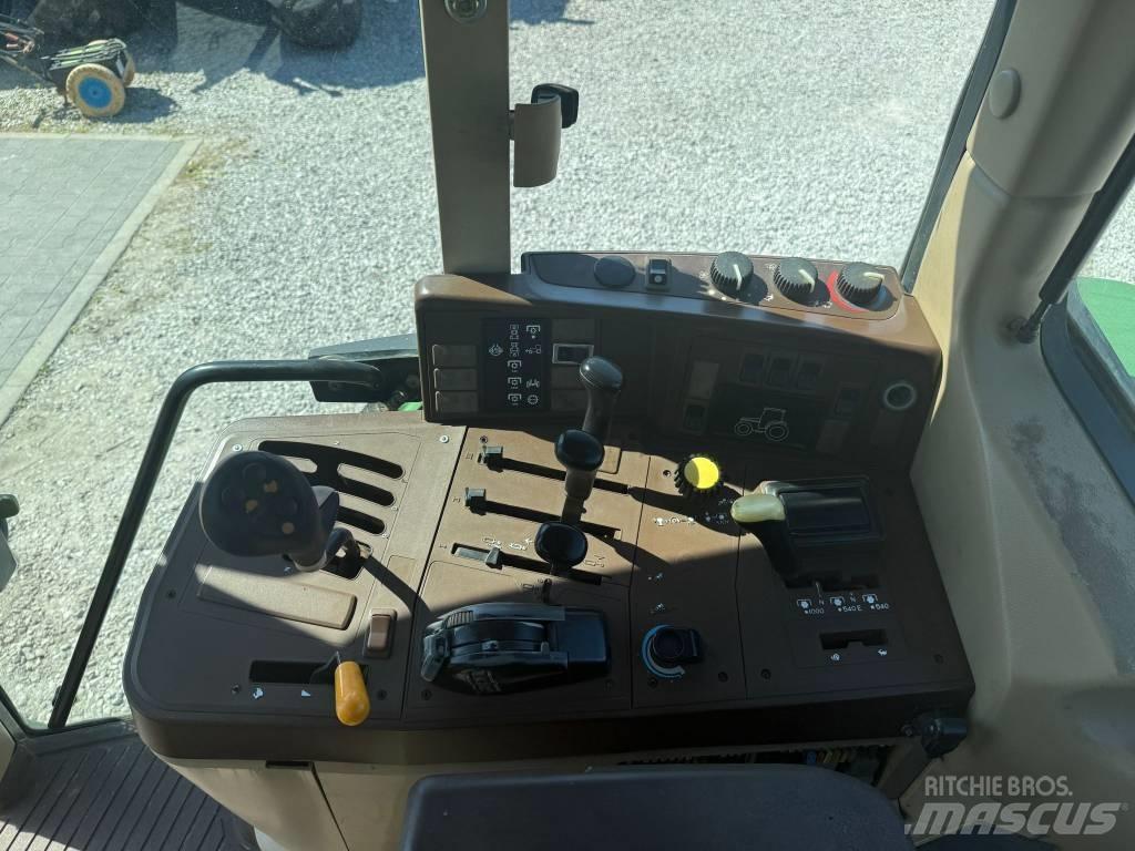 John Deere 6910 Tractoren