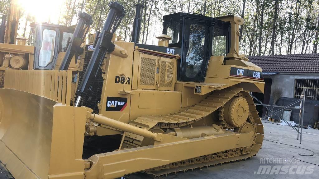 CAT D8R Rupsdozers