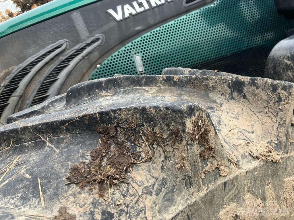 Valtra T 213 V Bosbouw tractoren