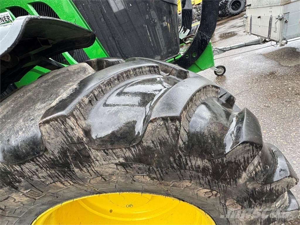 John Deere 6100M Tractoren