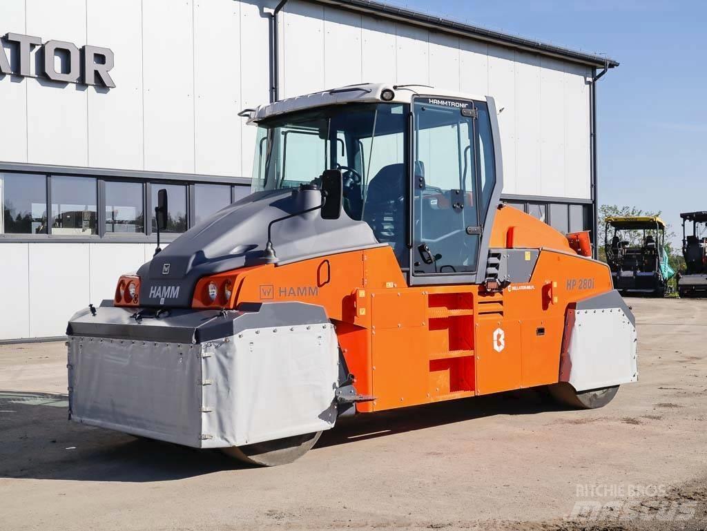 Hamm HP 280 i Bandenwalsen